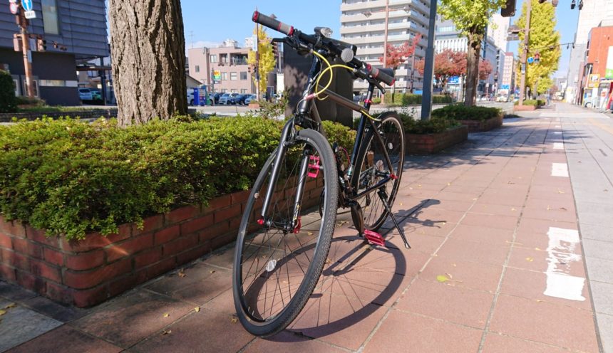 黒いクロスバイクに・・・ サムネイル